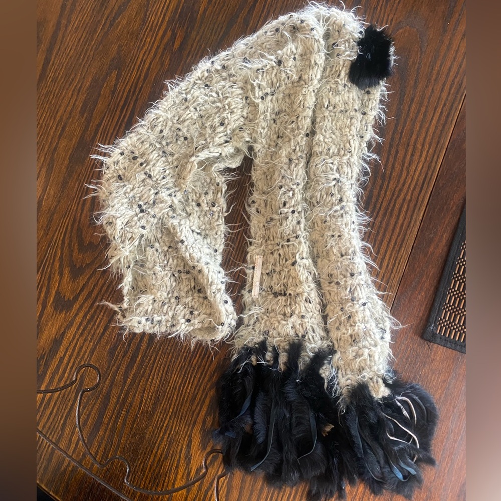Lisa Michelle Scarf With Feathers